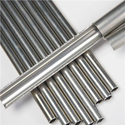 생산 중 이중 스테인레스 스틸 파이프의 직진성을 보장하는 방법은 무엇입니까?